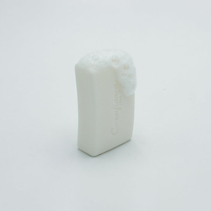 Sabonete de base vegetal enriquecido com uma agradável fragrância.