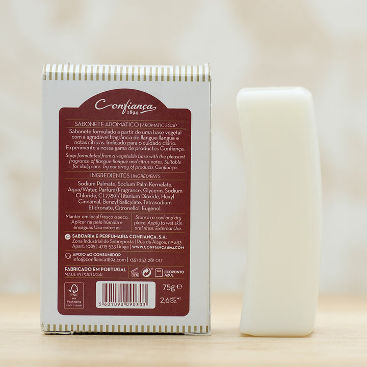 Sabonete de base vegetal enriquecido com uma agradável fragrância.